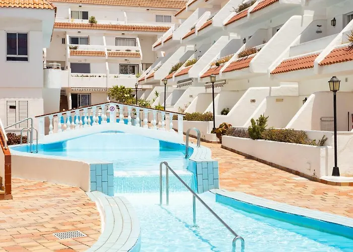 Home2Book Cozy Apt, Pool & Terrace Las Americas